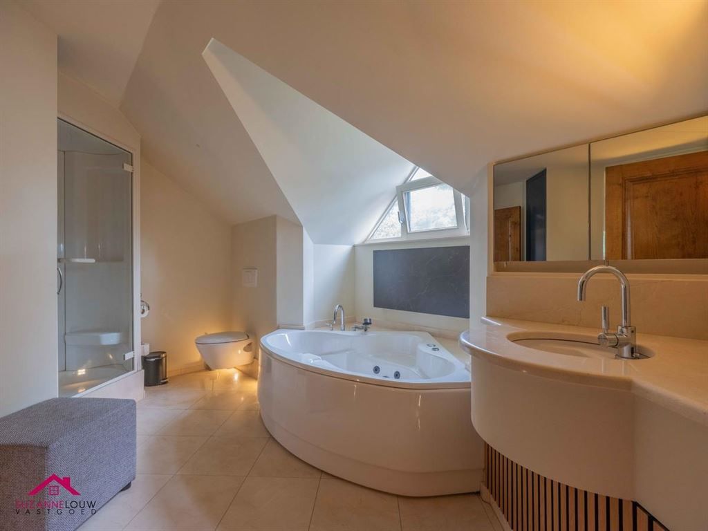 Instapklare vrijstaande woning foto 43