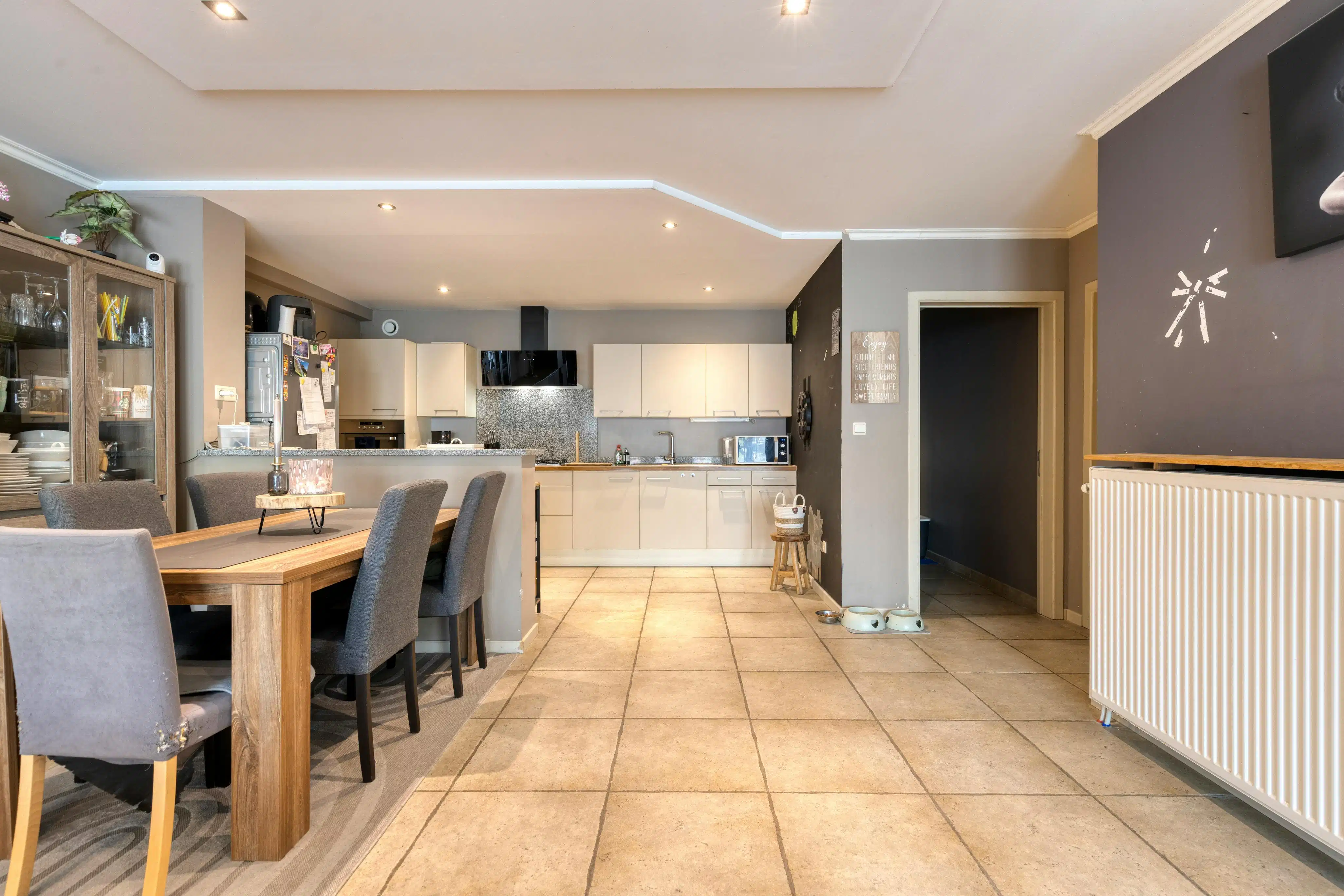 Ruim, gelijkvloers appartement met 2 slaapkamers, Sint-Kruis foto 3