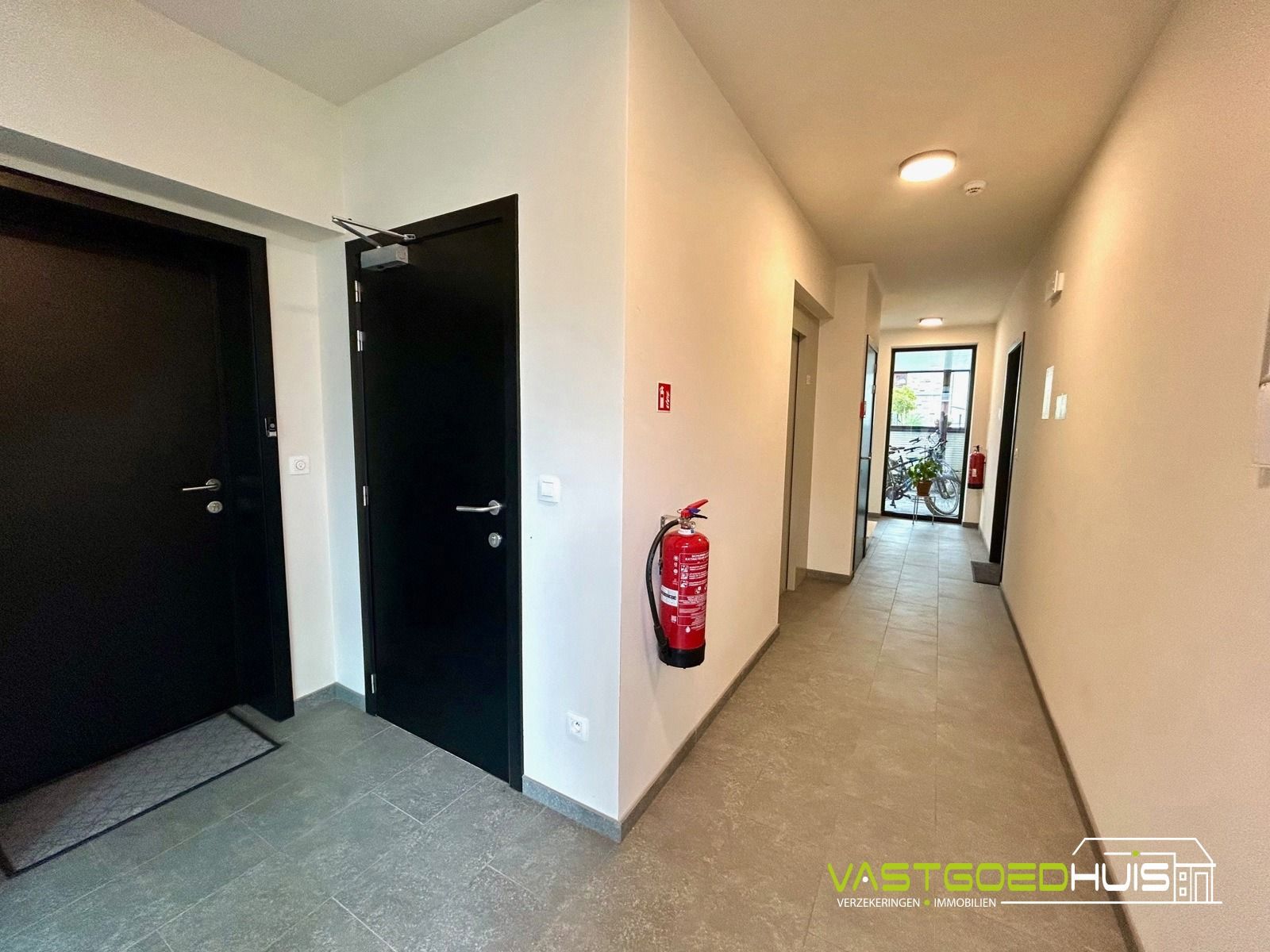Stijlvol en energiezuinig duplexappartement met groot terras foto 3