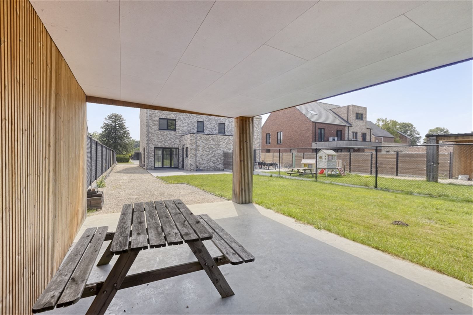 TE HUUR: Nieuwbouwwoning met 2 slaapkamers te Leopoldsburg!  foto 14