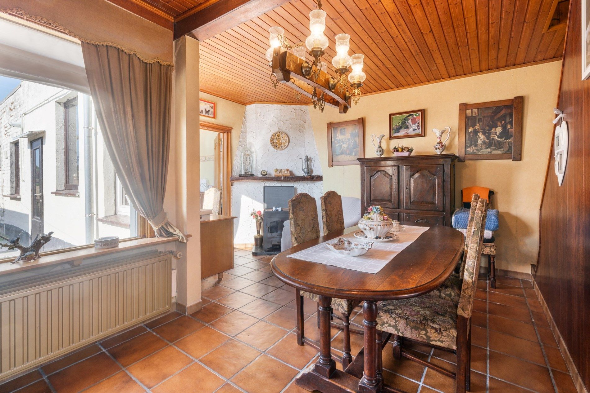 Hoekwoning met veel potentieel te Zwankendamme foto 7