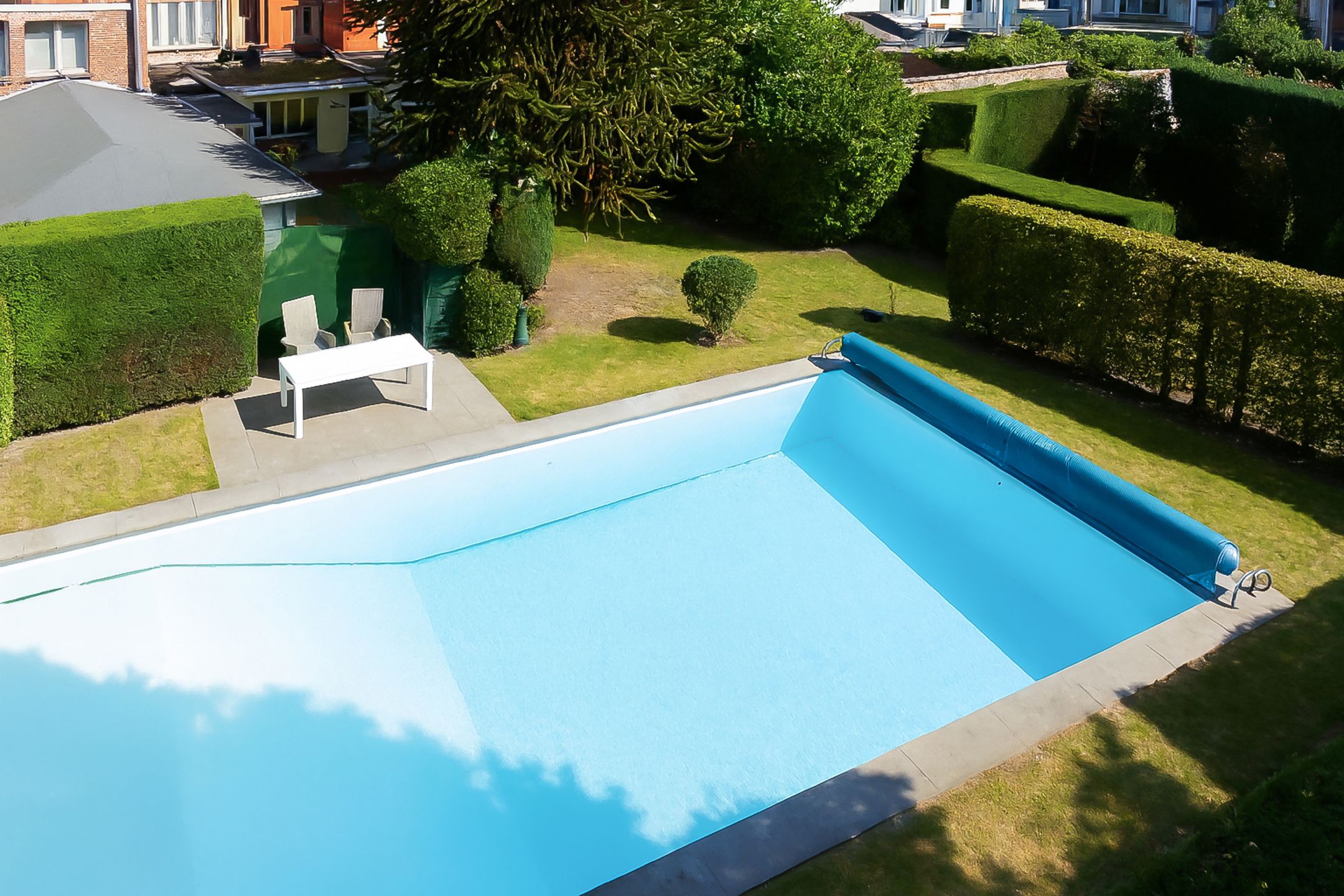 Karaktervolle woning met grote tuin en zwembad in hartje Lier foto 11