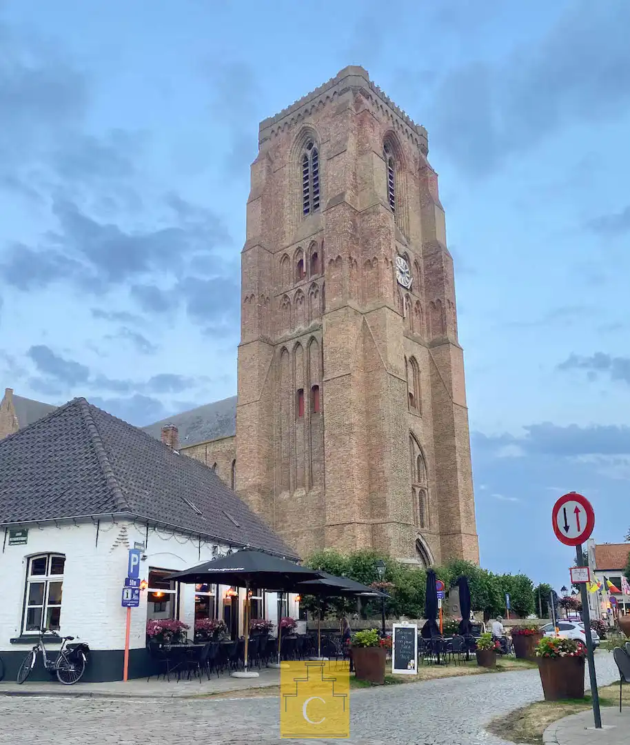 Charmant gerenoveerde dorpswoning te koop in het pittoreske Lissewege foto 4