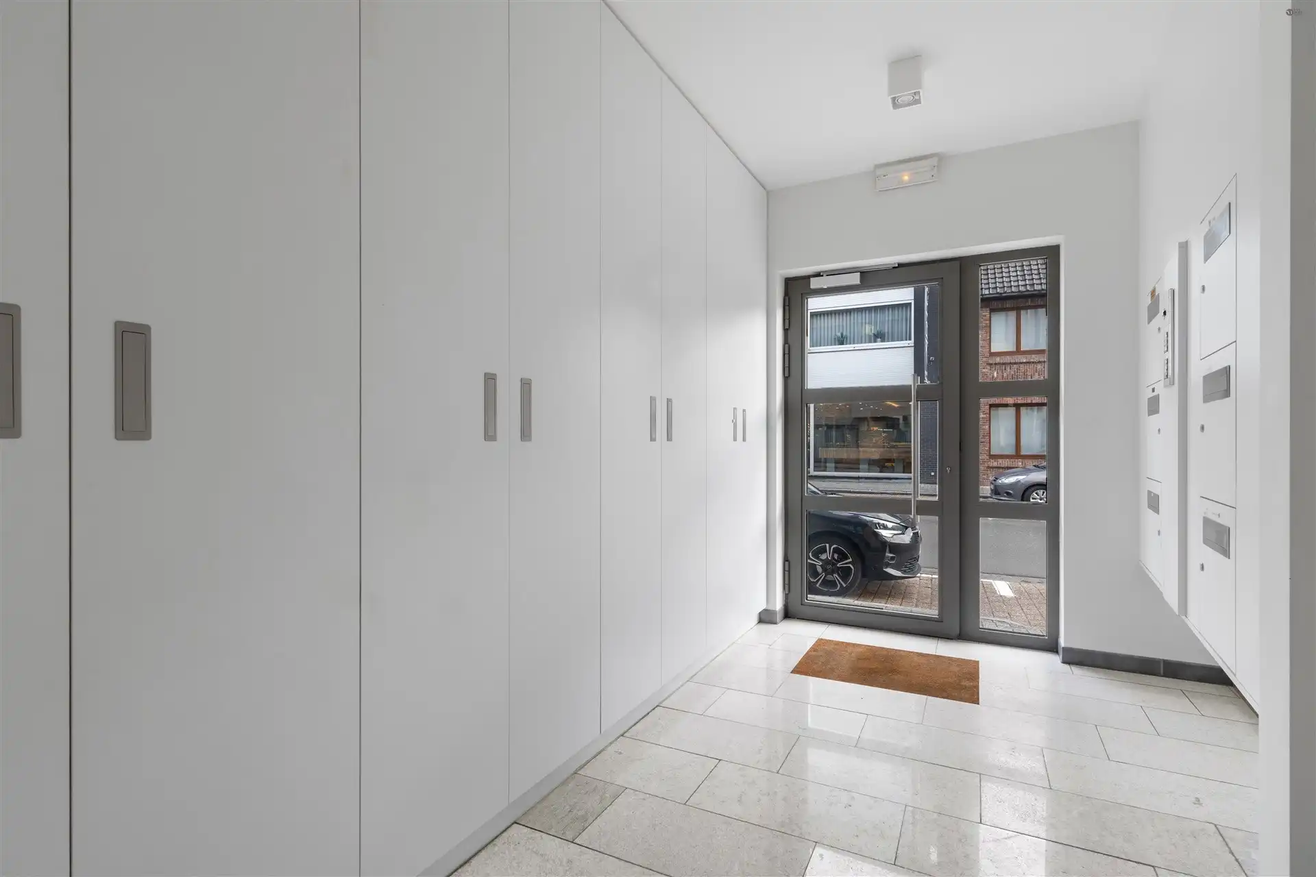 Top gelegen appartement te Stekene foto 18