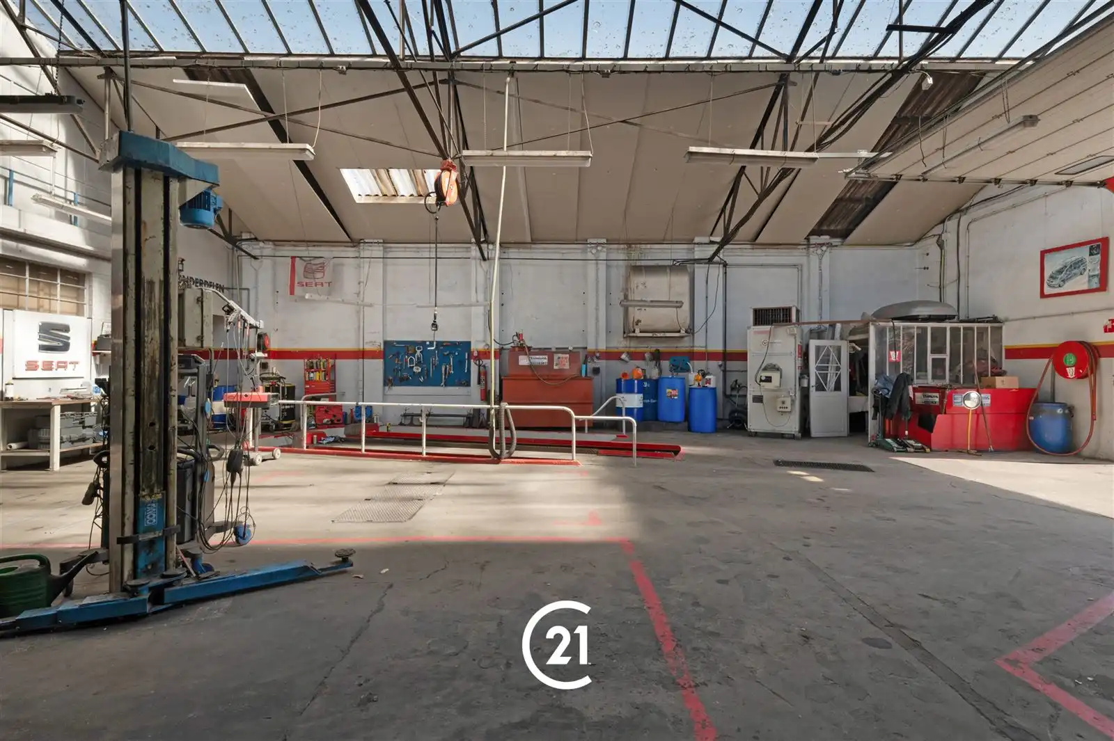 Functioneel bedrijfsgebouw te Kruisem! foto 5