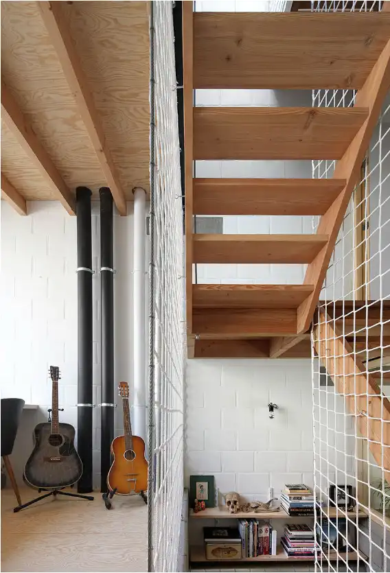 Te renoveren woning (163 m²) op een absolute toplocatie aan het water foto 7