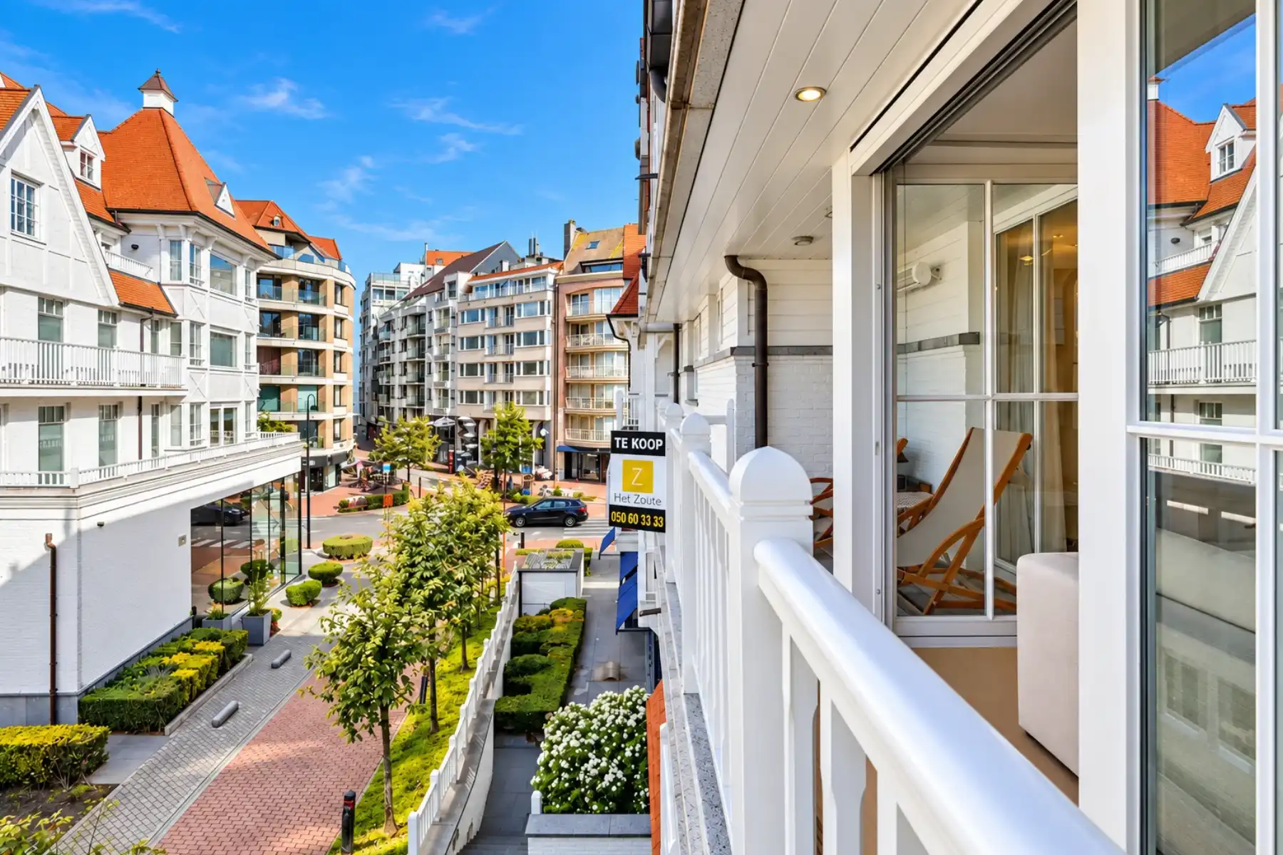 Prachtig appartement met westgericht terras in het Zoute foto {{pictureIndex}}