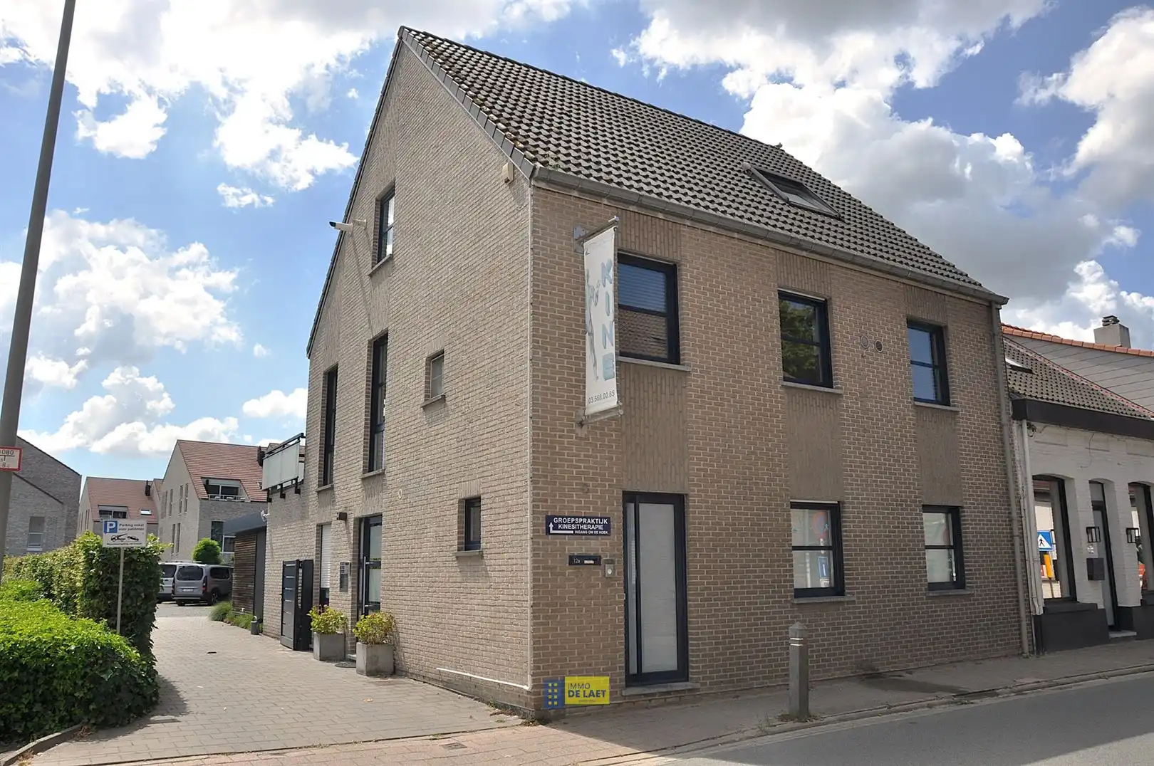 Duplex foto {{pictureIndex}}