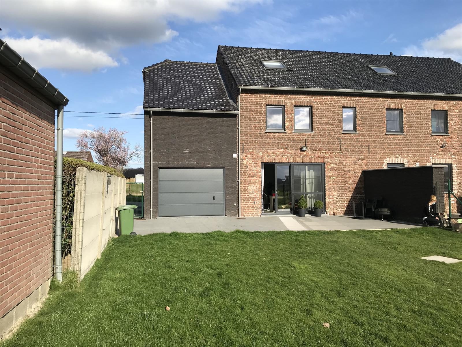 HOB - 4 Slpks - Grote tuin en garage foto 13