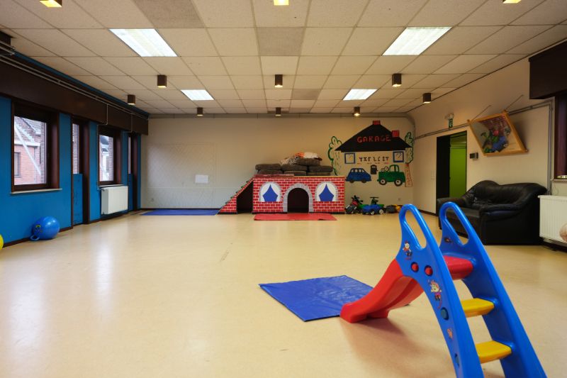 Polyvalent gebouw, momenteel buitenschoolse kinderopvang foto 30
