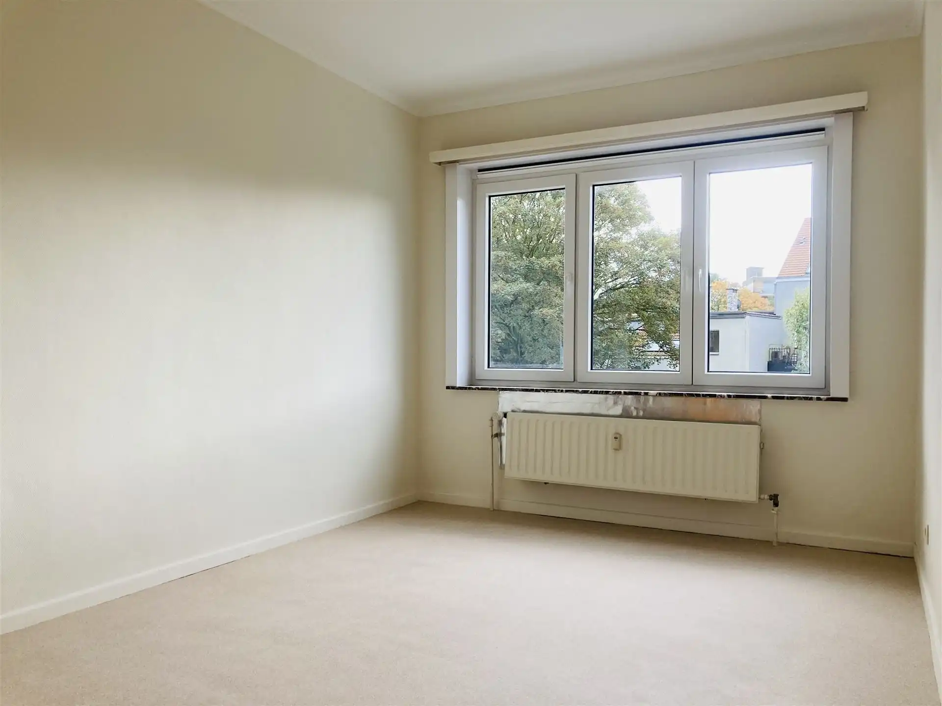 1SK gerenoveerd apartement met balcons - Schaerbeek  foto 7