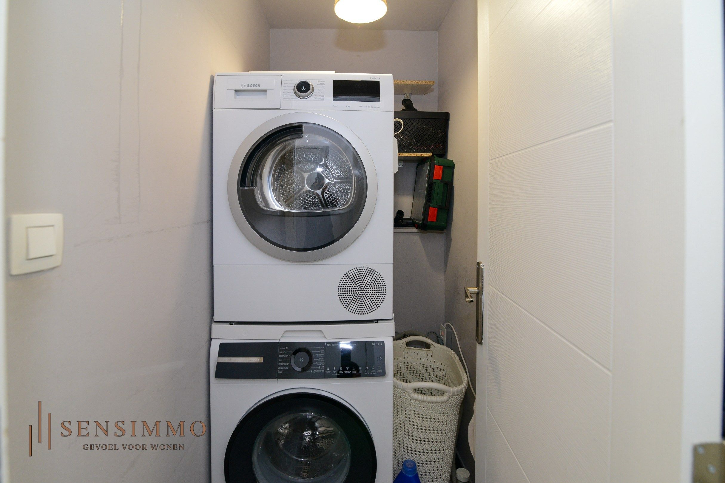 Gelijkvloers tweeslaapkamerappartement met tuin, parking en kelderberging foto 14