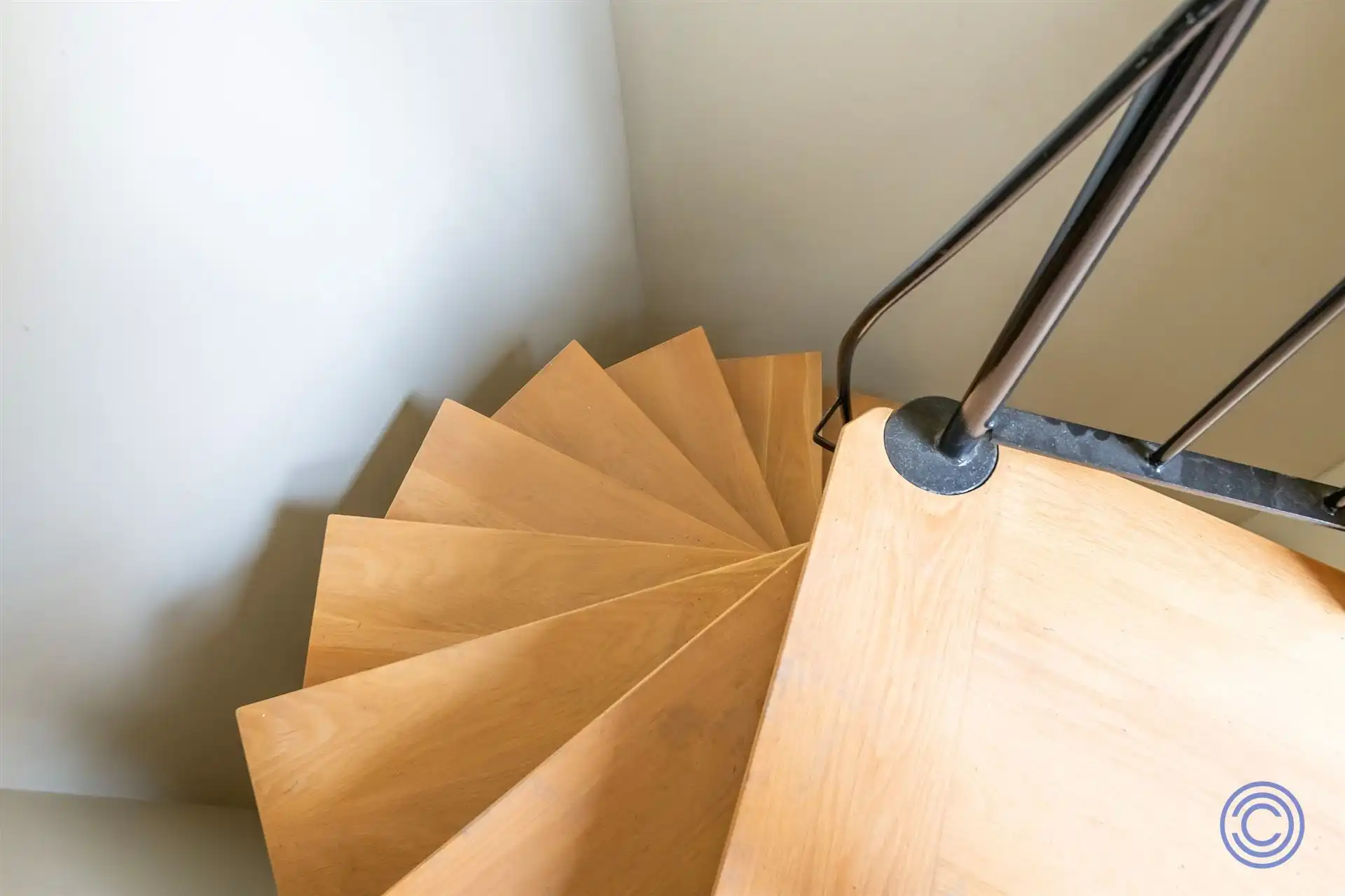 Gebouw ca. 420m² met verschillende ontwikkelingsmogelijkheden foto 27