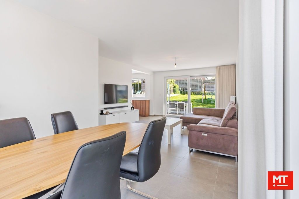 Gerenoveerde halfopen woning op het einde van een doodlopende straat te Zonnebeke foto 10