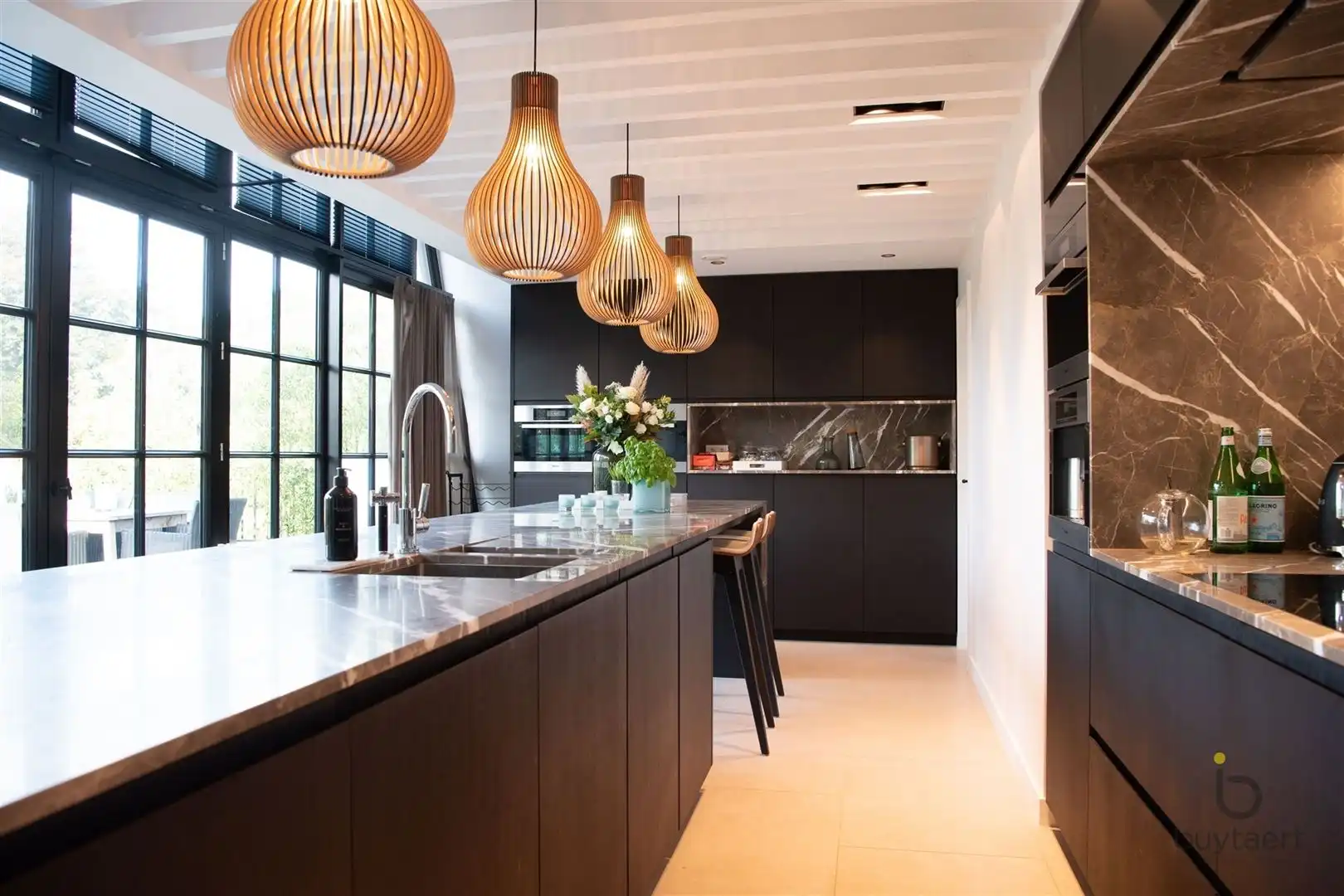 Luxe duplex appartement in hartje Schilde. foto 6