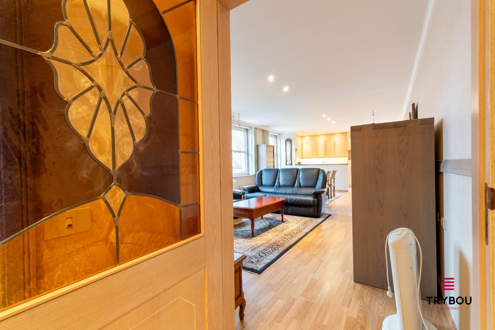 Ruim woon-appartement (120m²) met zicht op de Markt van Houthulst foto 4