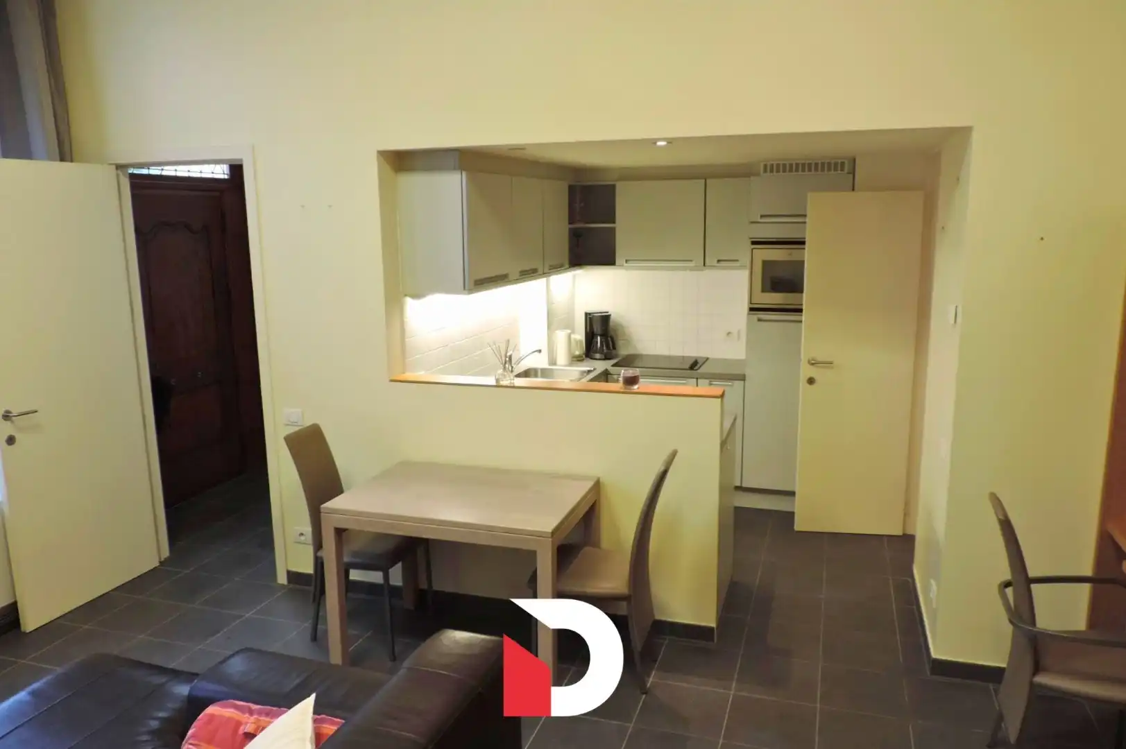 1 slaapkamer appartement in centrum Brugge foto 5