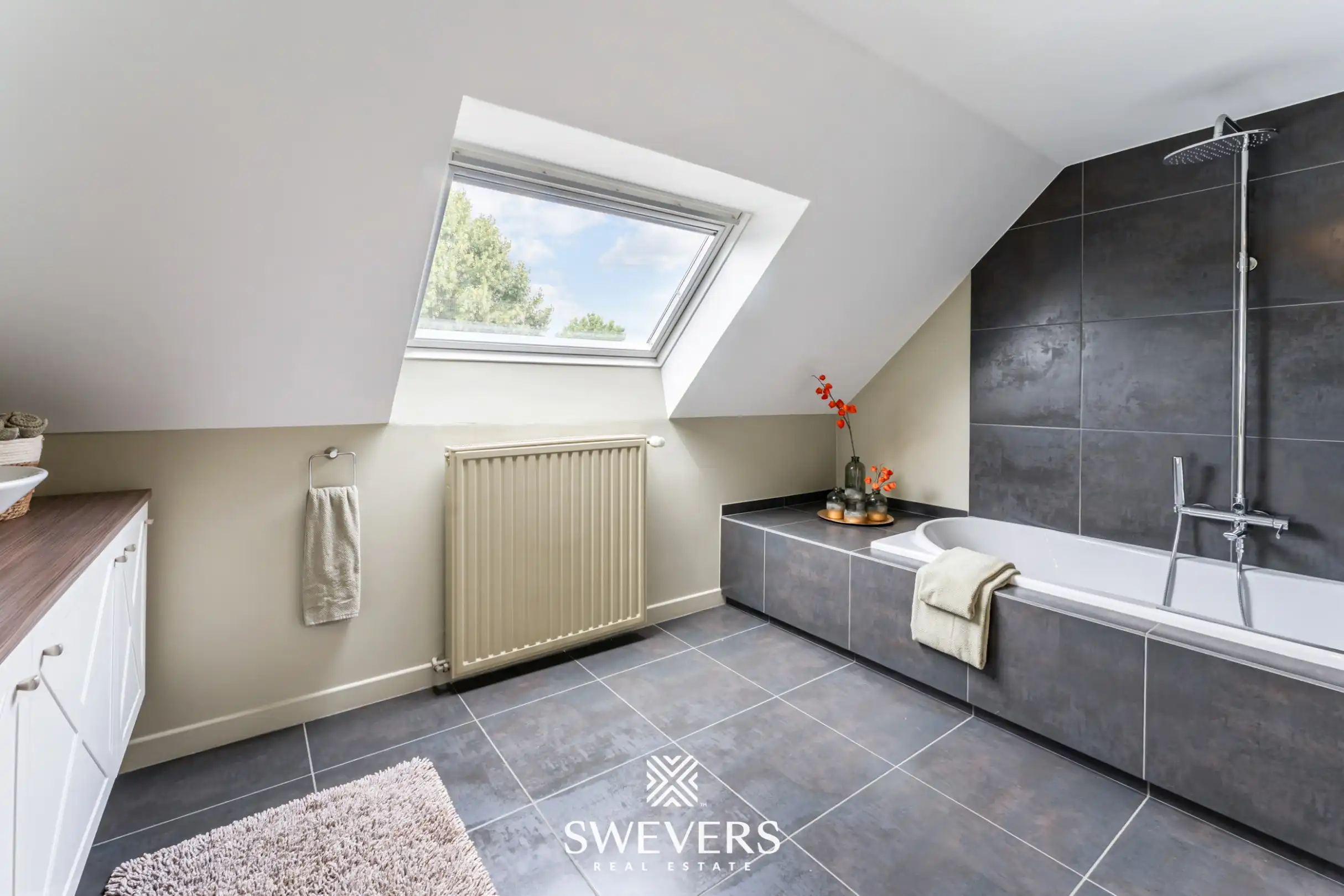 Instapklare woning met 4 slaapkamers op 8a 78ca foto 21