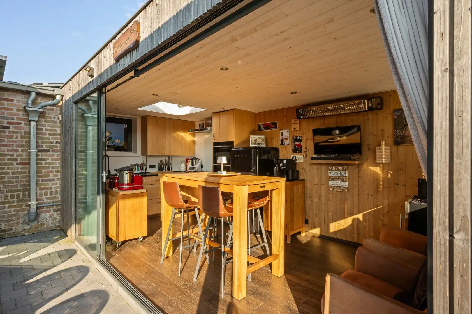 Instapklare halfopen woning met 3 slaapkamers, garage, tuin en mancave in Mesen foto 22