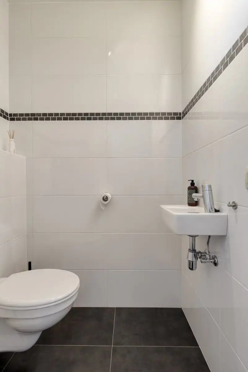 Verzorgde en rustig gelegen gezinswoning in pastorijstijl foto 13