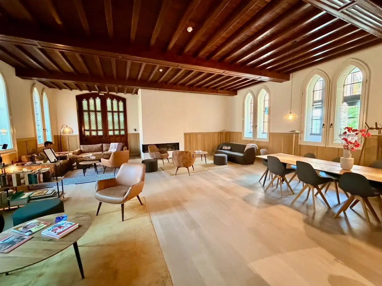 Exclusief duplex-appartement met 2 staanplaatsen en kelder in een unieke parkresidentie foto 24