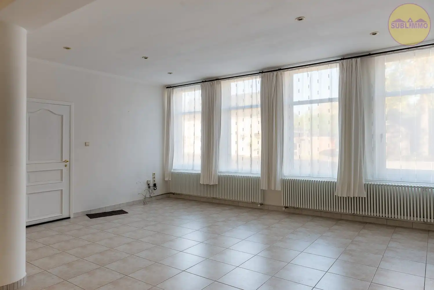 Ruime tweegezinswoning met afzonderlijk appartement op een perceel van 858 m² in Mol. ​​​​​​​T foto 4