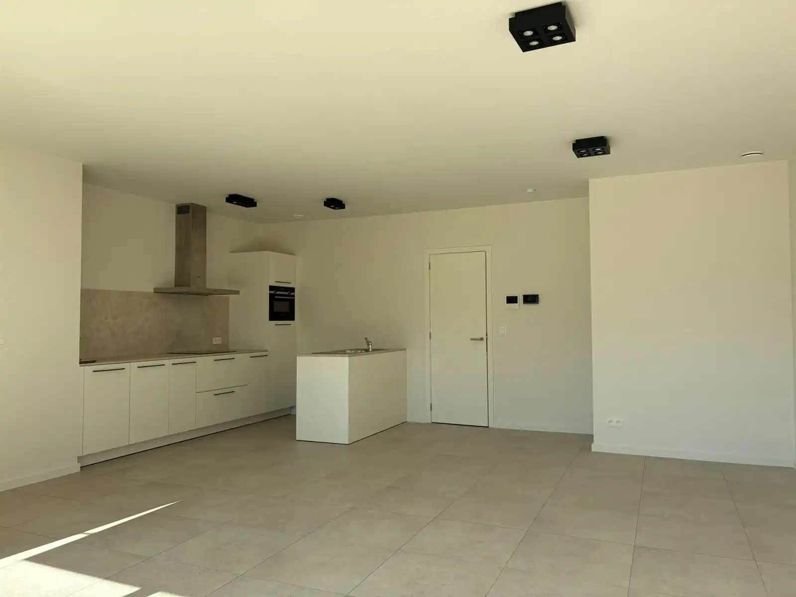 Nieuwbouw appartement met 2 slaapkamers terras tuin en staanplaats   foto 4