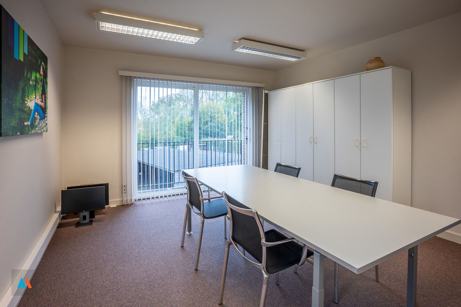 Kantoorgebouw met dakappartement foto 13