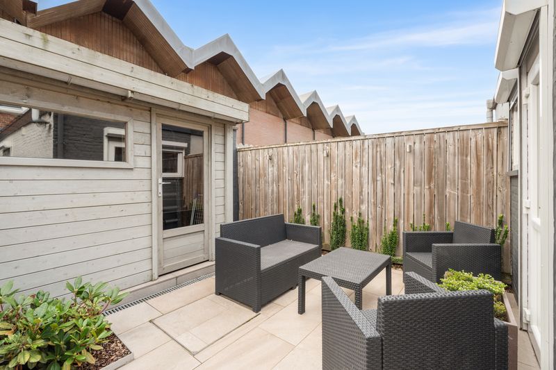 Volledig gerenoveerde woning op topligging foto 11