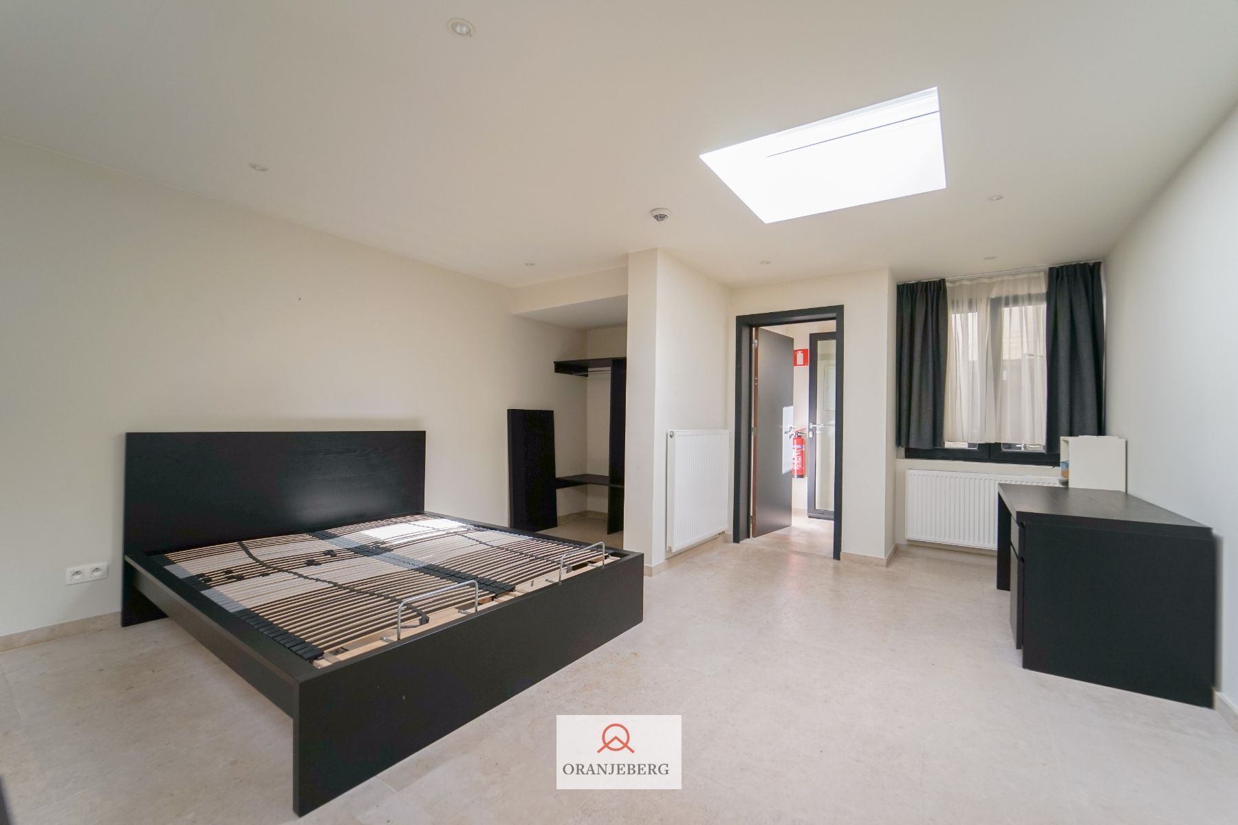 Gelijkvloers en gemeubelde studio te huur vlakbij Gent centrum foto 2