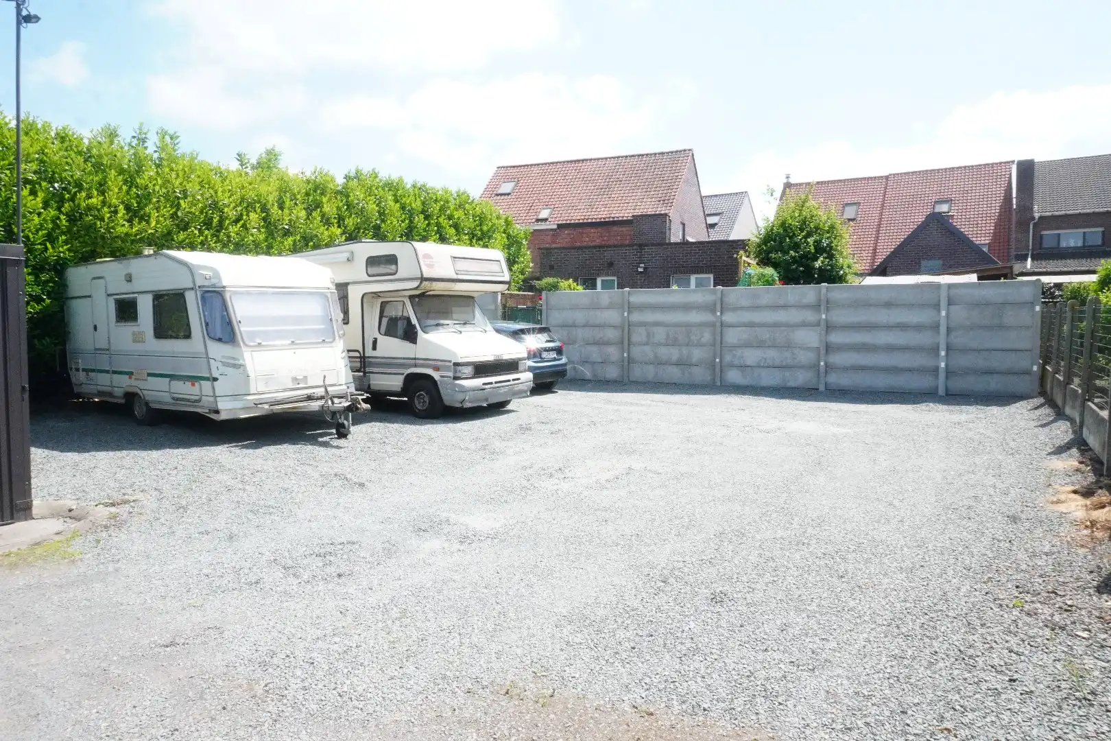 Autostaanplaats Hoekstraat 17-19  - Lokeren (Zeveneken) foto 4