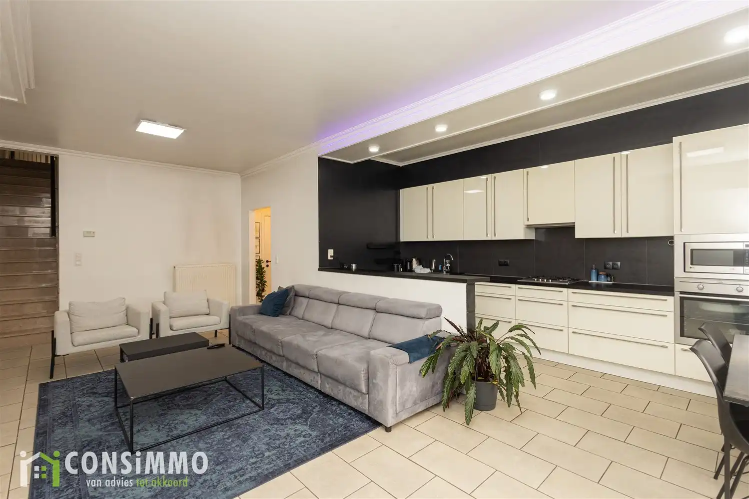 Woonst met handelspand op centrale ligging in Genk-Bret foto 11