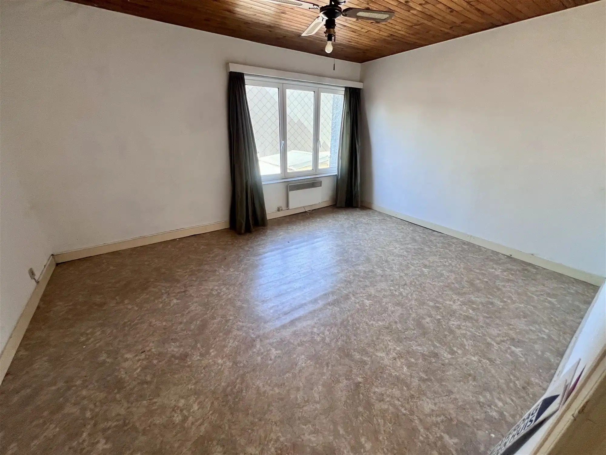 Huis met 3 slaapkamers en koer foto 17