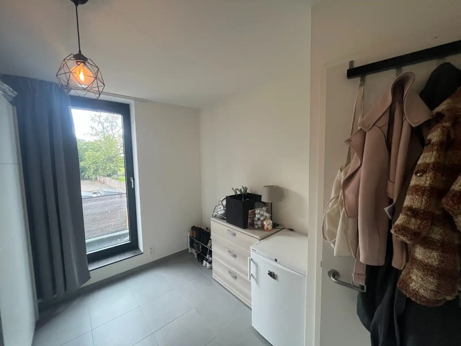 TE HUUR: Gezellig 2-slaapkamers Appartement met vloerverwarming in Centraal Olsene foto 16