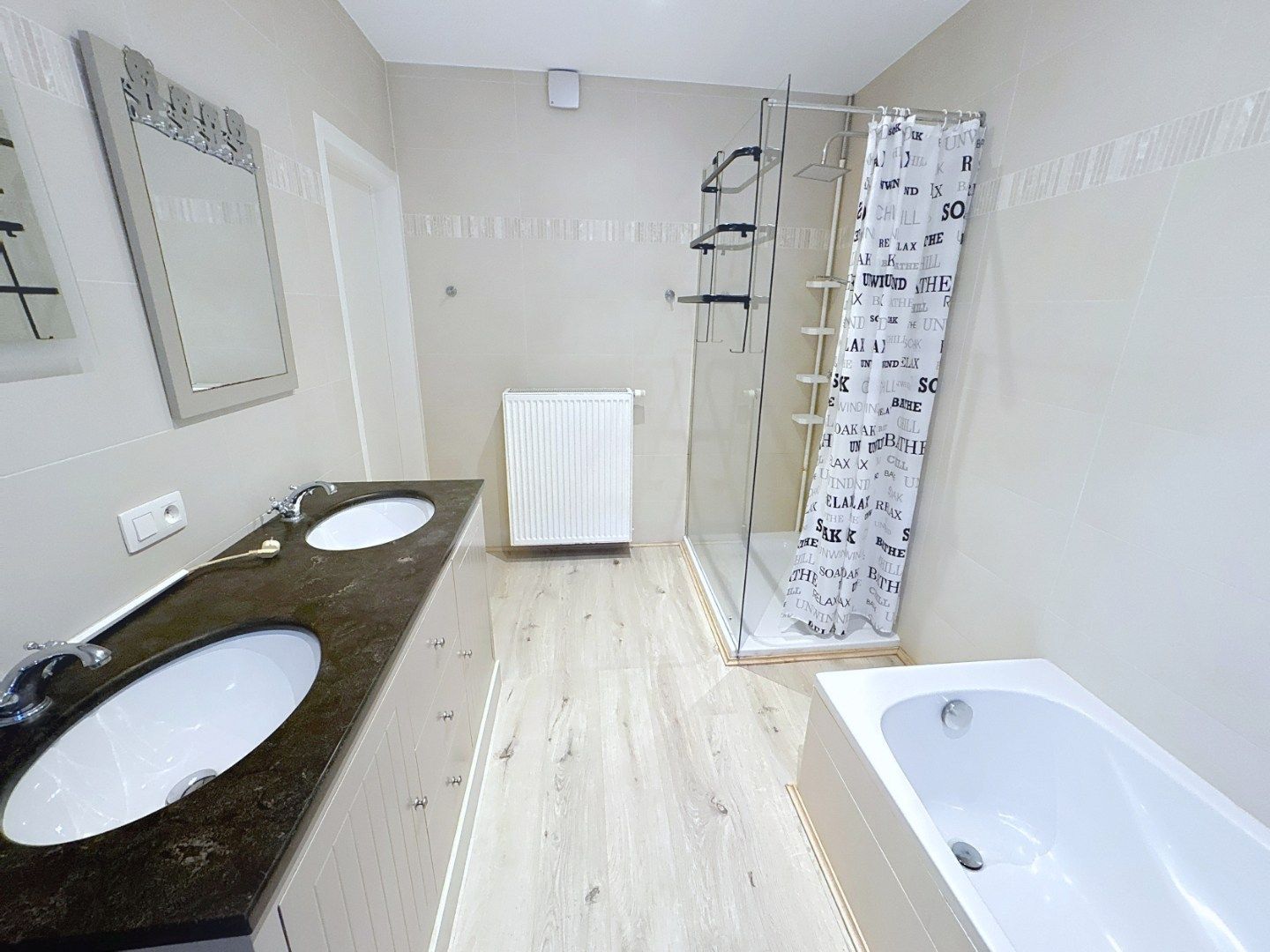 Prachtige en ruime woning in het centrum van Koekelare foto 13