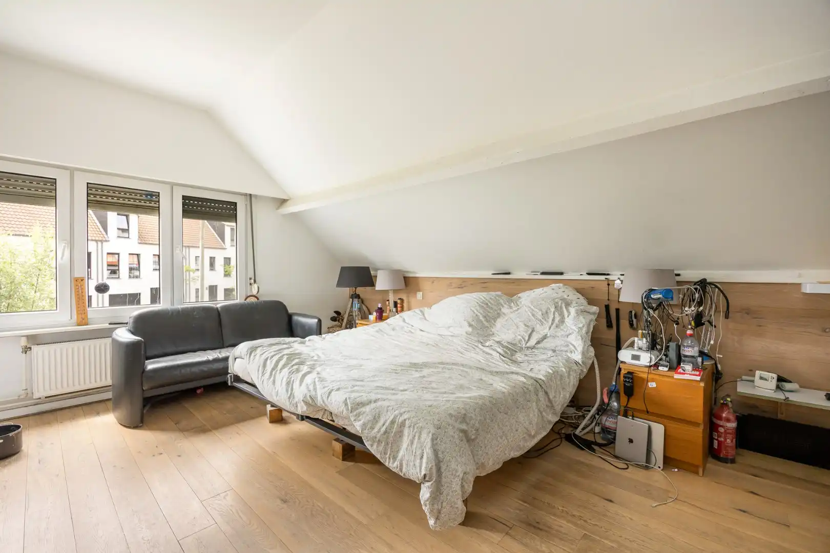 Zeer ruime woning (8 slpk + 8 badkamers) op een perceel van ca. 1.522 m² te Wijnegem/grens Schilde foto 29