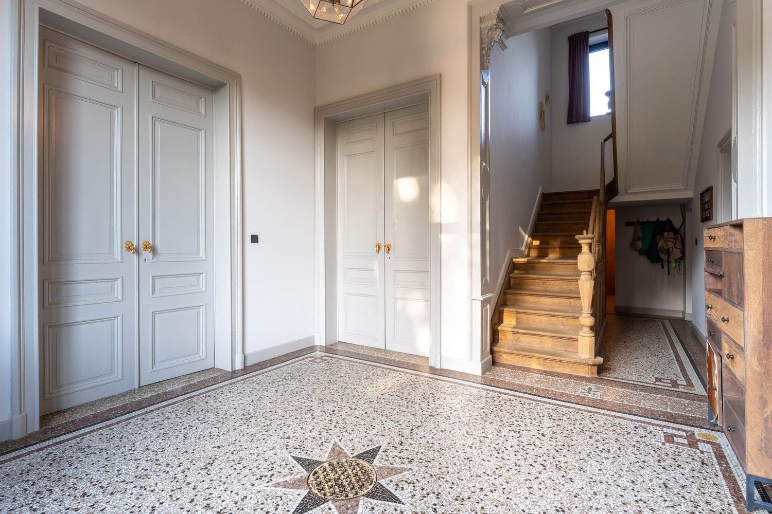 Karaktervol herenhuis met modern comfort in een groene, landelijke setting foto 23