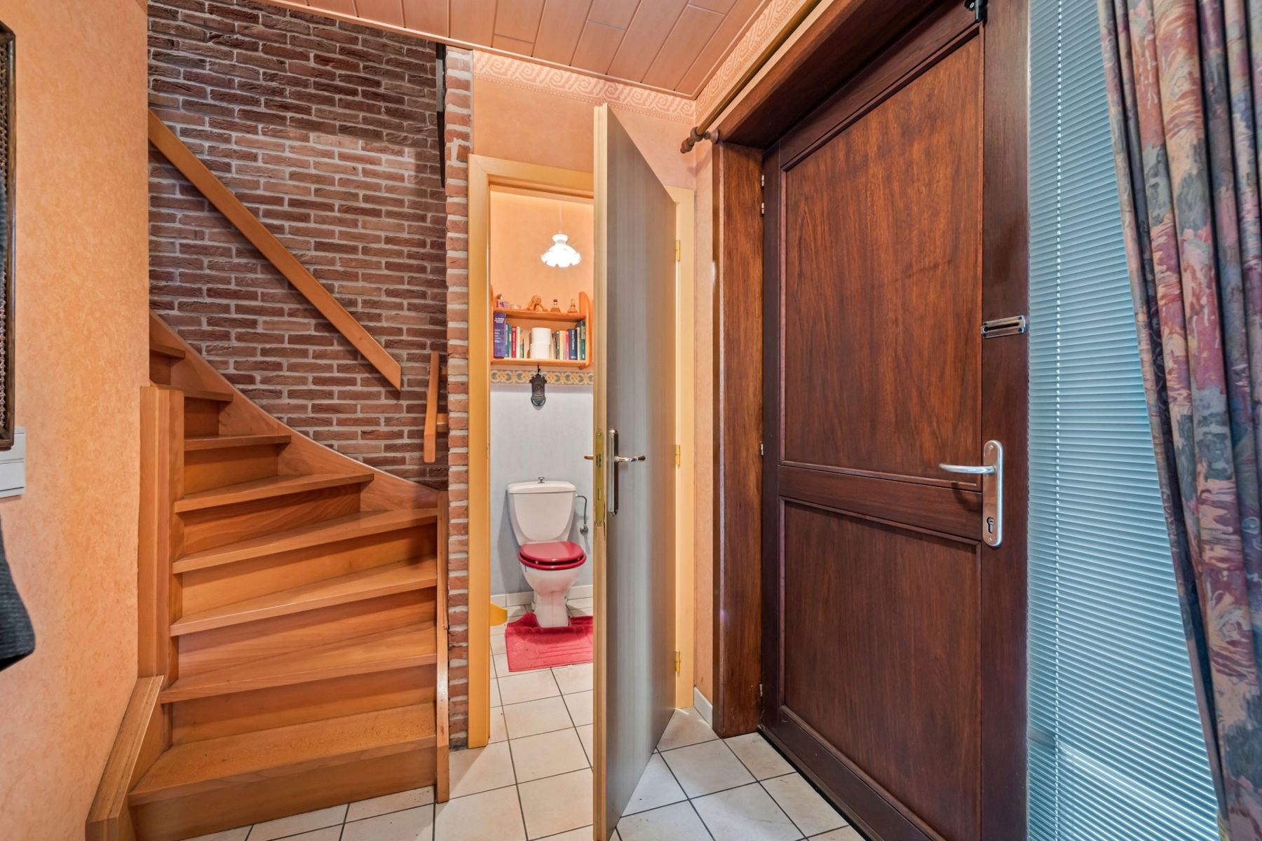 Mooie open bebouwing in centrum Ursel met garage en tuinhuis foto 9