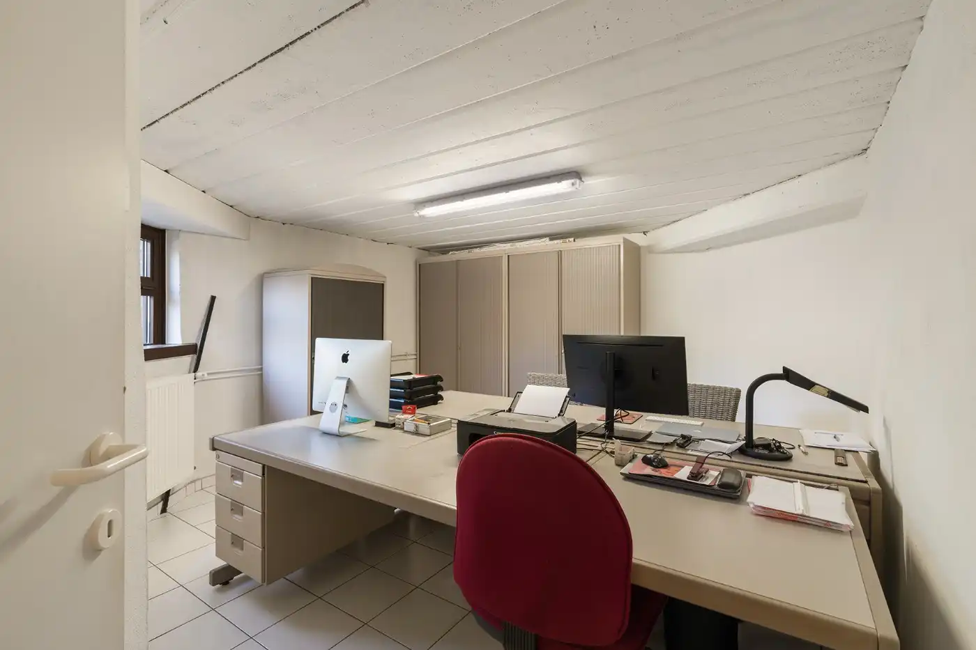 Top gelegen, ruime, vrijstaande woning met 3 slpk., garage en prachtige tuin foto 27