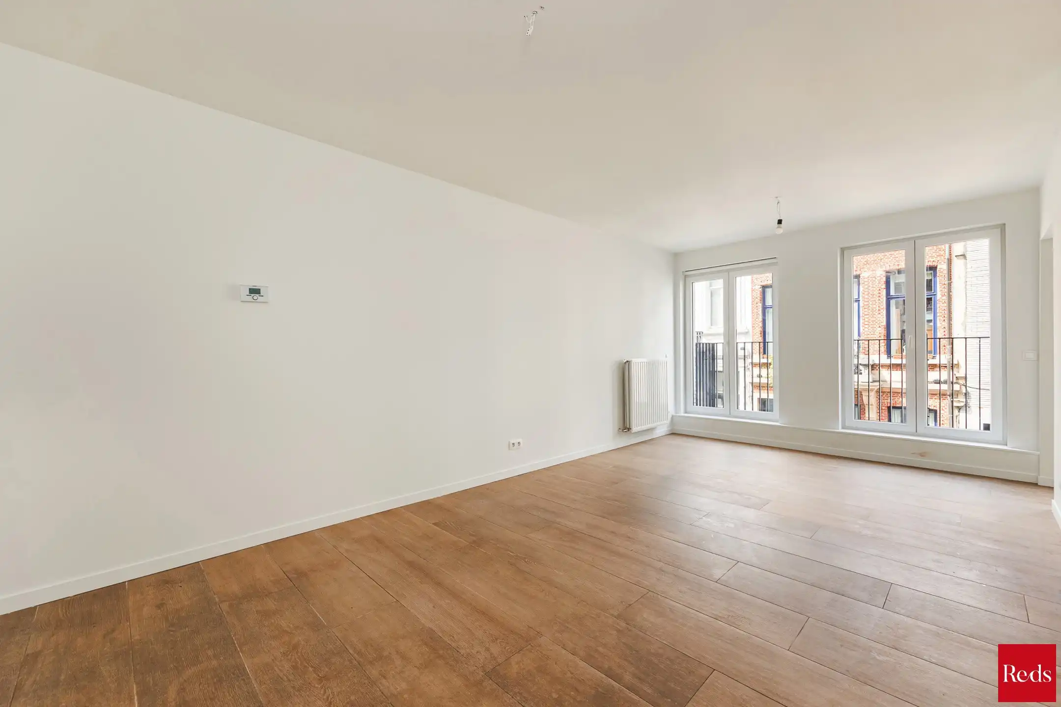 Instapklaar appartement met terras op top locatie foto 4