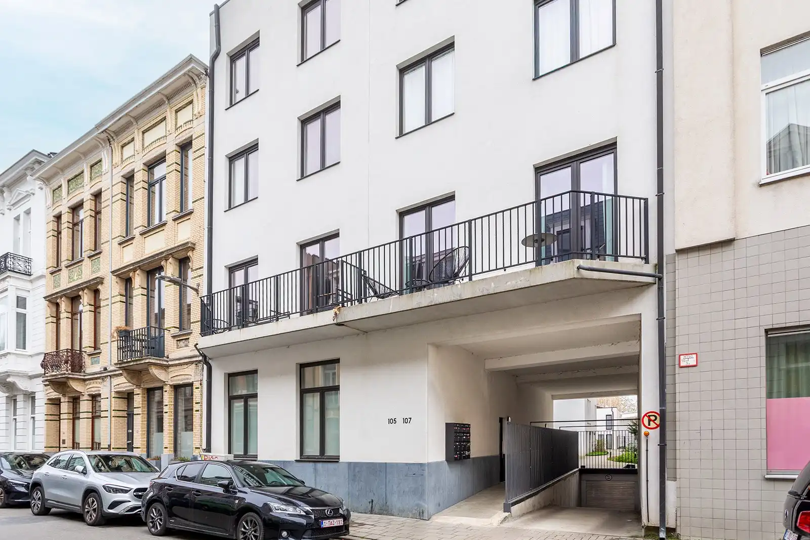 Energiezuinig appartement met industriële look nabij Markgravelei foto 14