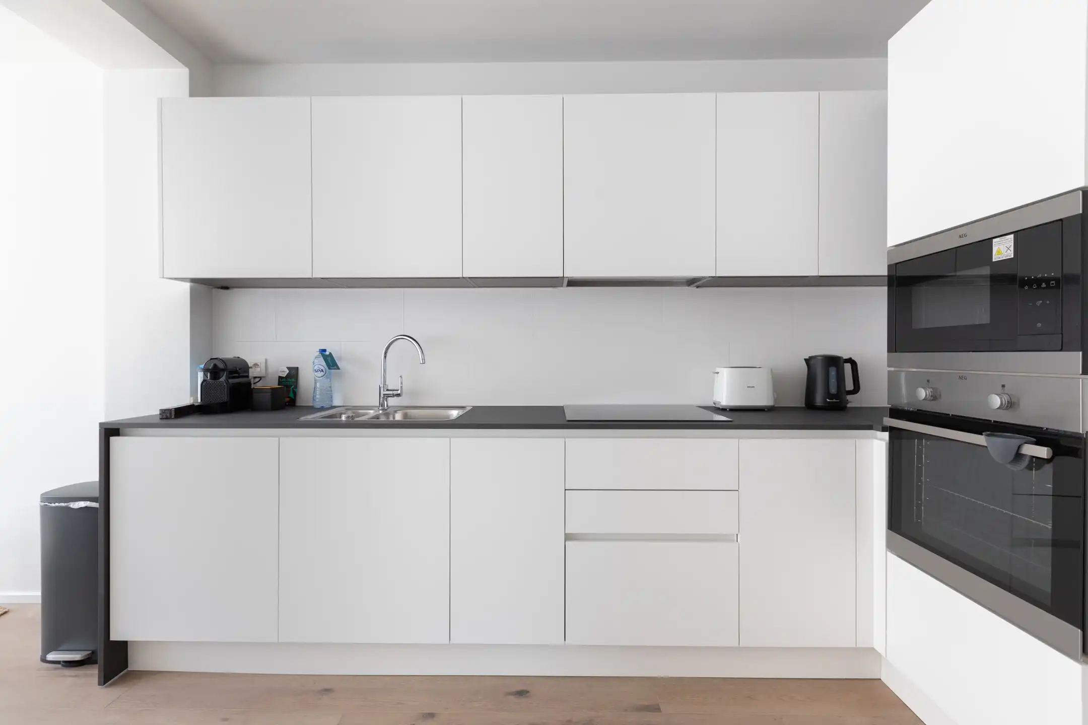 Centrum: Gemeubileerd appartement met 1 slaapkamer! foto 9