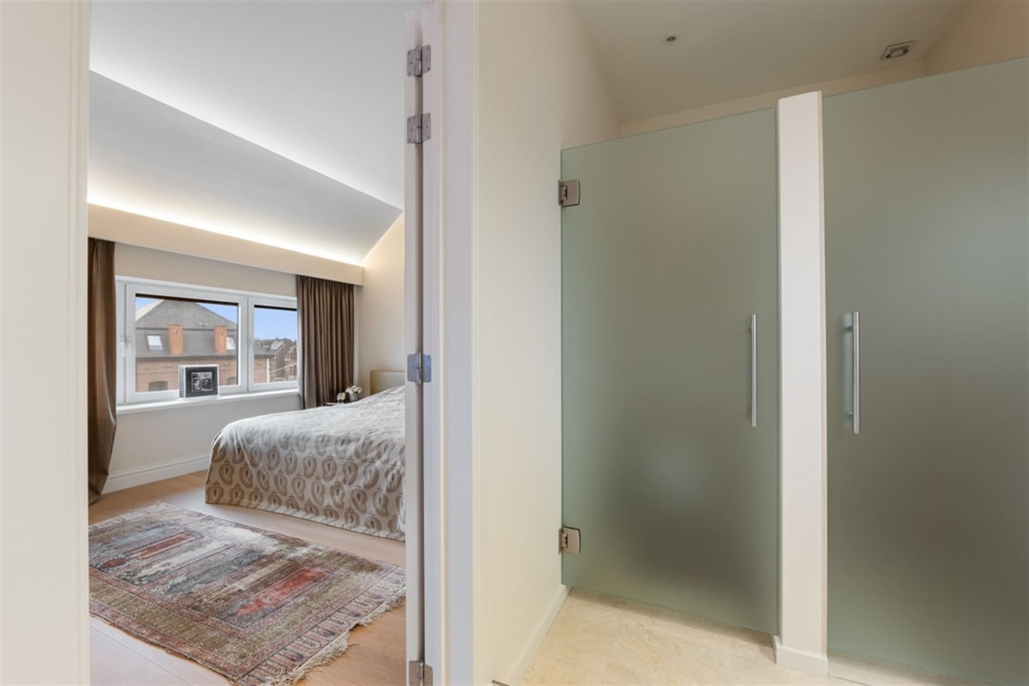 LUXUEUS APPARTEMENT VAN 365M² MET AFWERKING VAN HOOGSTE KWALITEIT IN TONGEREN foto 19