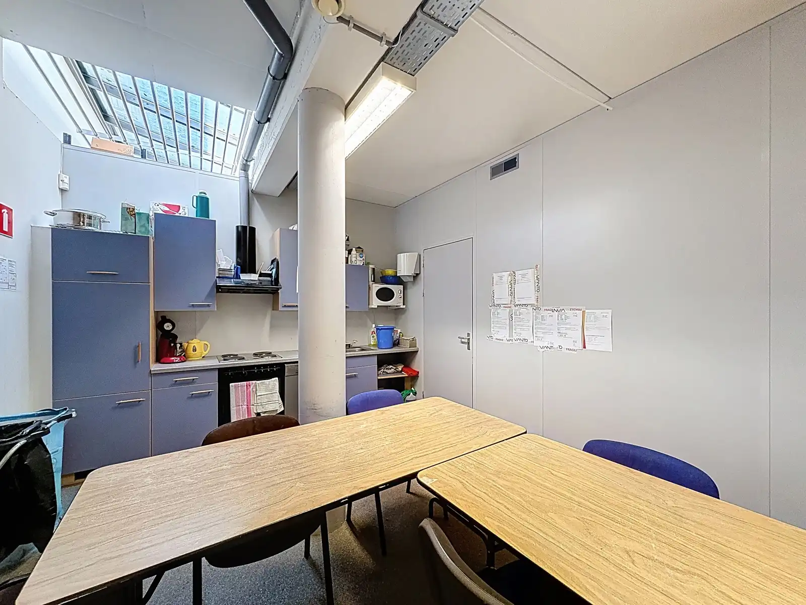 Commercieel Pand met Grote Visibiliteit vlakbij Bredabaan foto 19