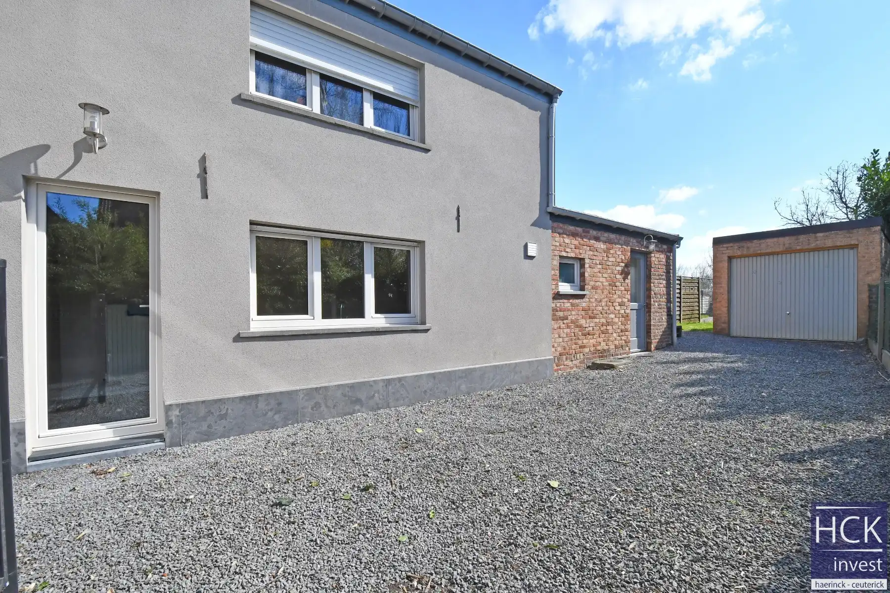WAREGEM – Toffe gerenoveerde woning met tuin en garage vlakbij centrum foto 6