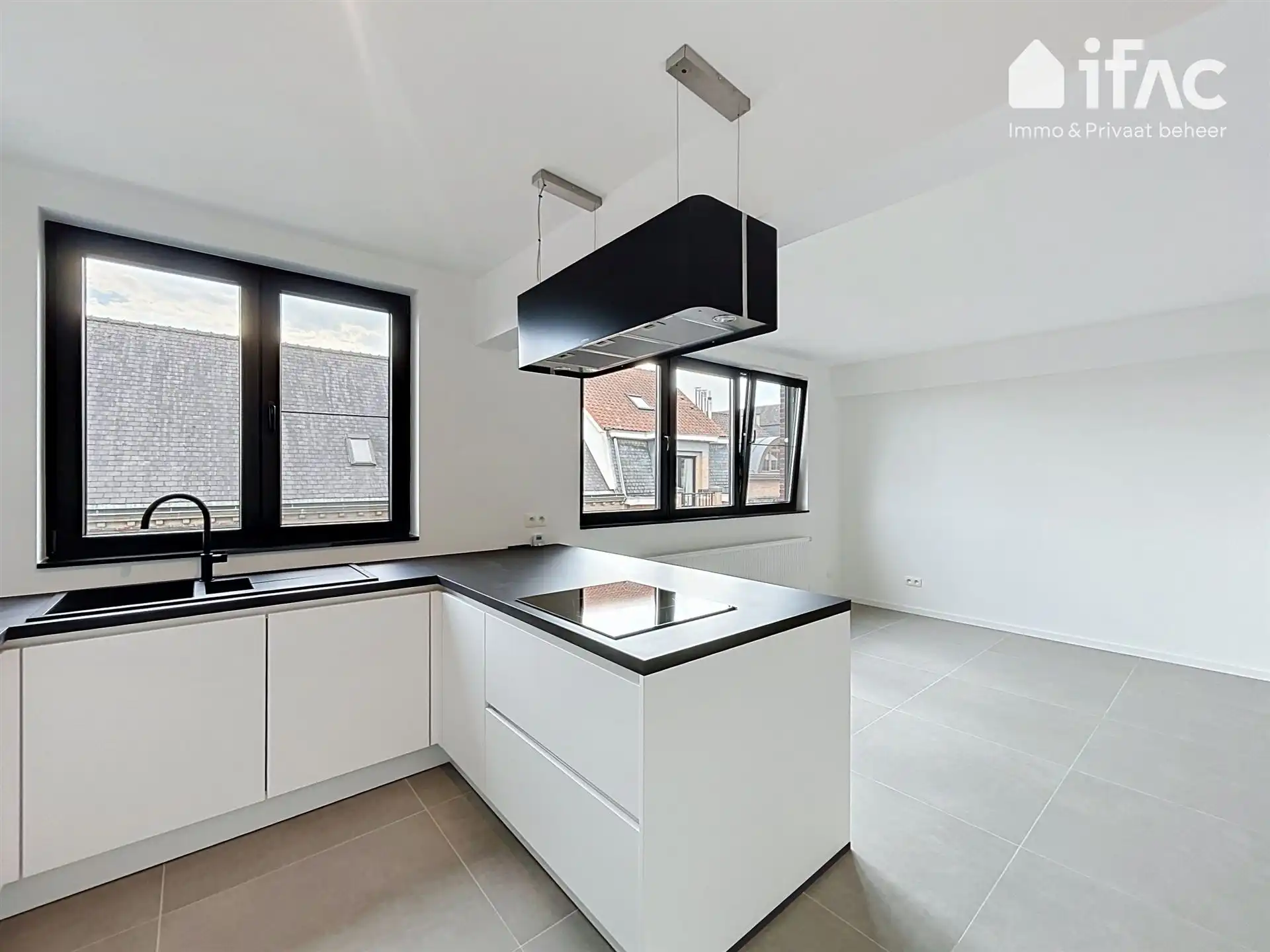 Modern appartement met terras en 2 slaapkamers foto 4