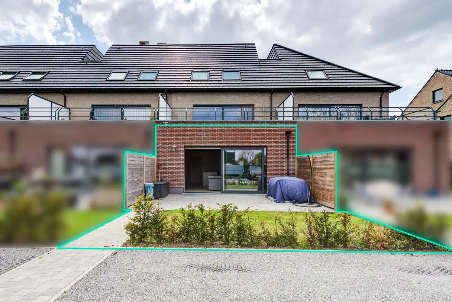 GELIJKVLOERS APPARTEMENT MET 2 SLAAPKAMERS, 2 AUTOSTAANPLAATSEN EN RUIM TERRAS TE BEVERST foto 15