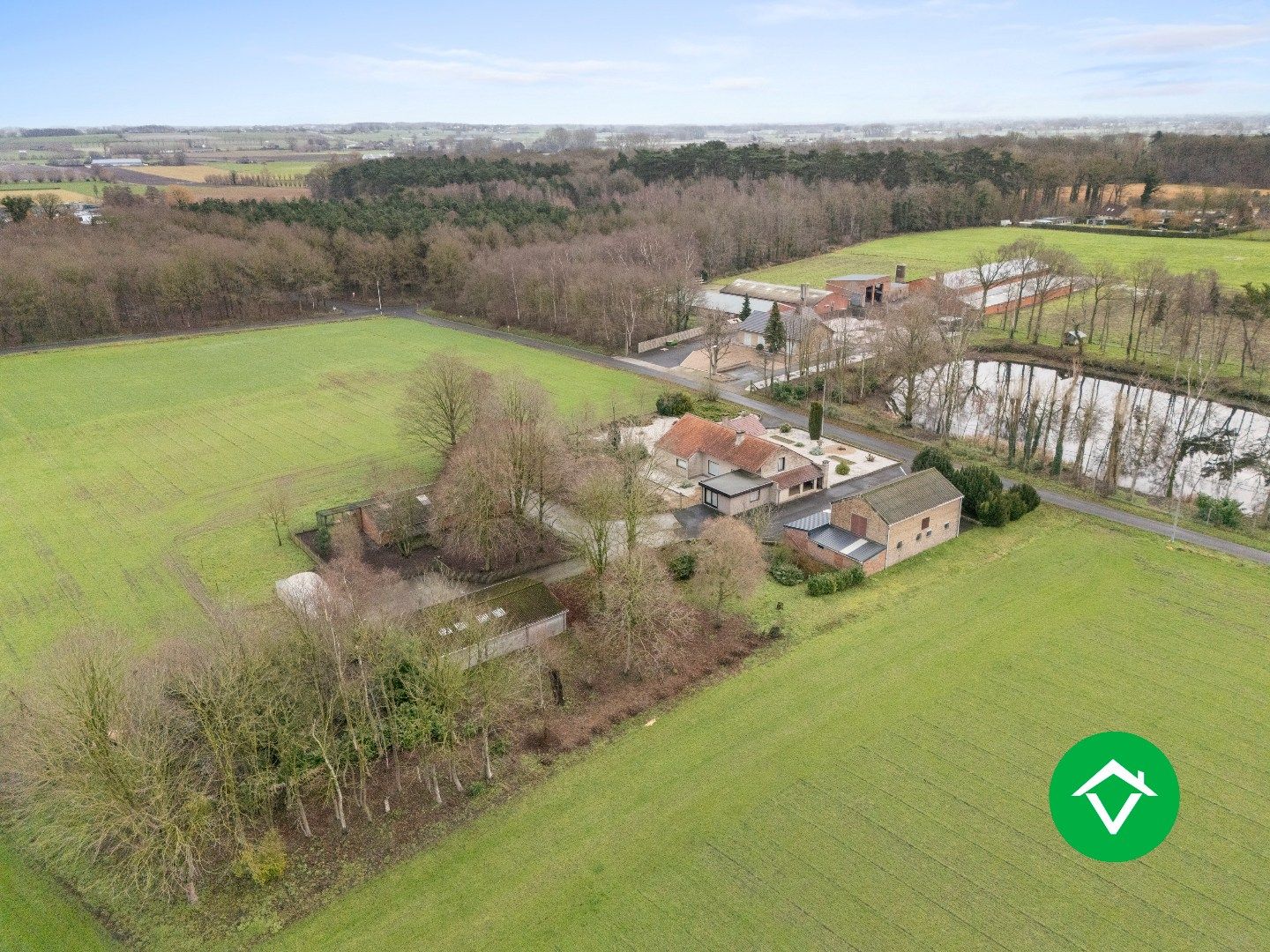 Rustig gelegen alleenstaande woning met bijgebouwen te Koekelare foto 27