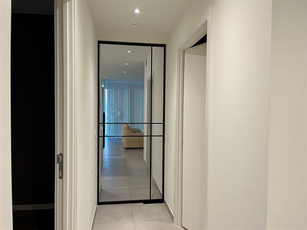 Modern appartement met 2 slaapkamers, gelegen in het centrum van Bree foto 2