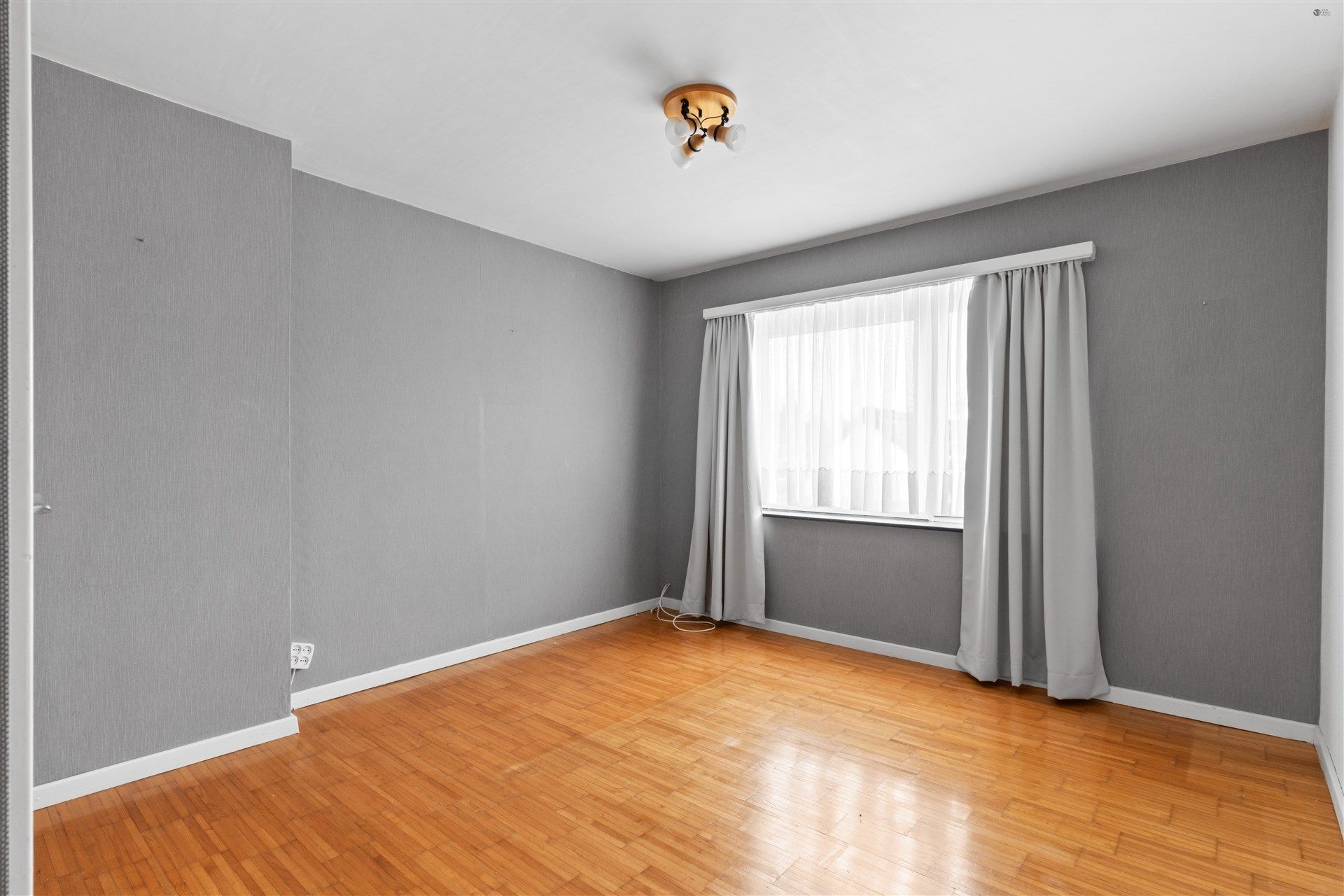 Te renoveren woning met garage in Kemzeke foto 13